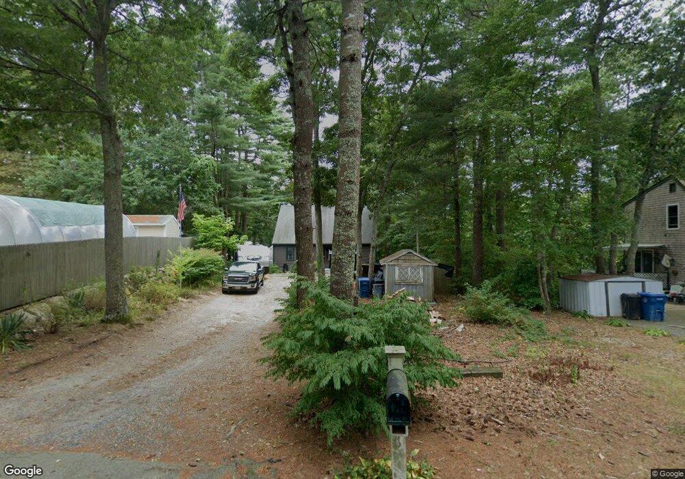 10 Lakewood Dr, East Falmouth, MA 02536 - photo 1