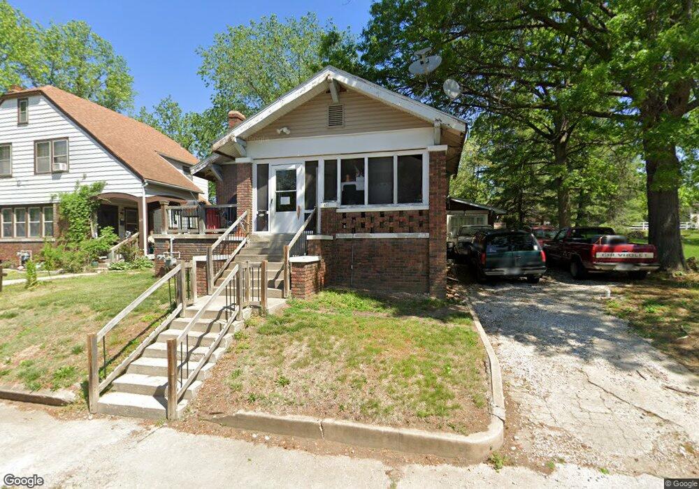 627 W Logan St, Moberly, MO 65270 - photo 1