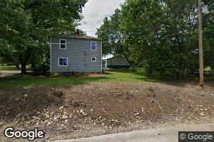 440 E 7th St, Lecompton, KS 66050