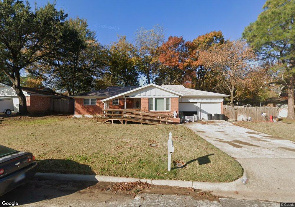 1105 Valley View Dr, Hurst, TX 76053 - photo 1