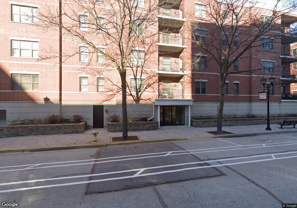 200 N Addison Ave unit PSB50, Elmhurst, IL 60126 - photo 1