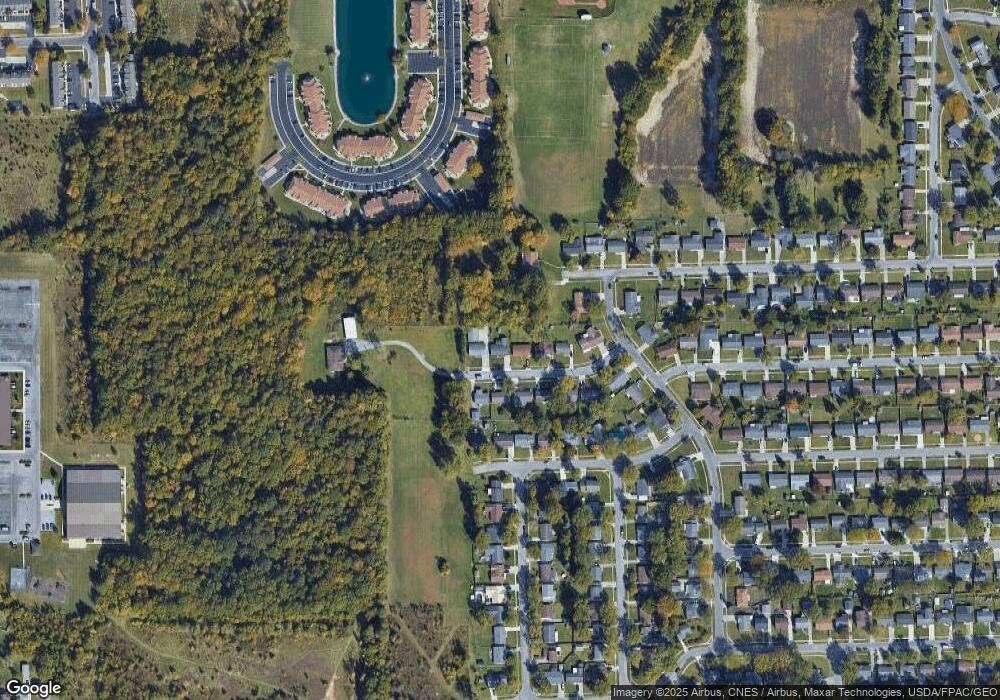 724 Meadowbrook Dr, Lima, OH 45801 - photo 1