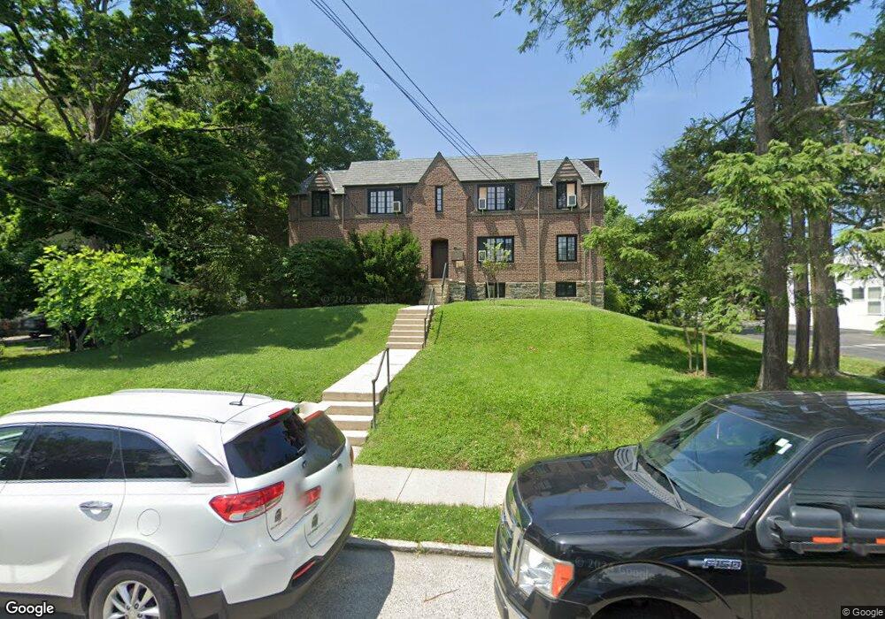 24 S Wyoming Ave, Ardmore, PA 19003 - photo 1