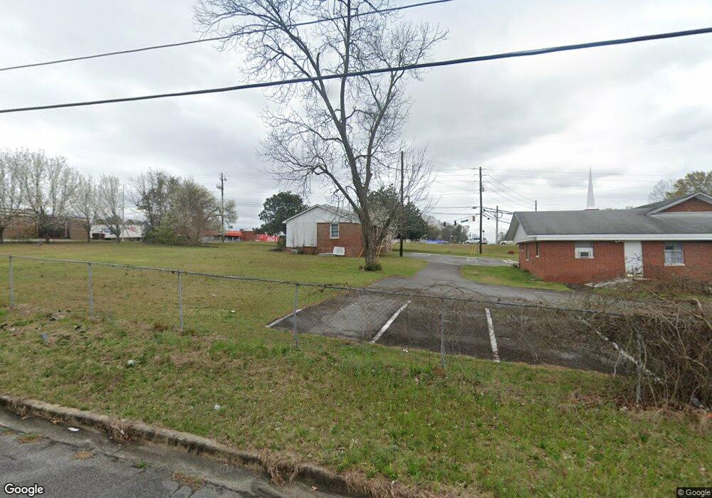 5587 Bloomfield Rd, Macon, GA 31206 - photo 1