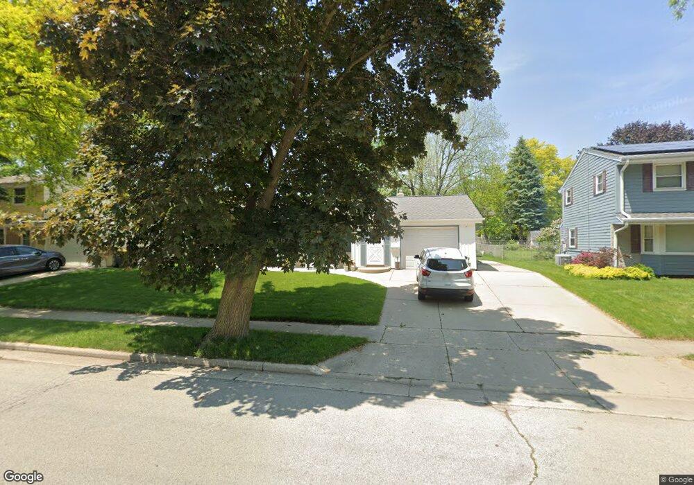 1508 Atlantic Dr, Waukesha, WI 53186 - photo 1