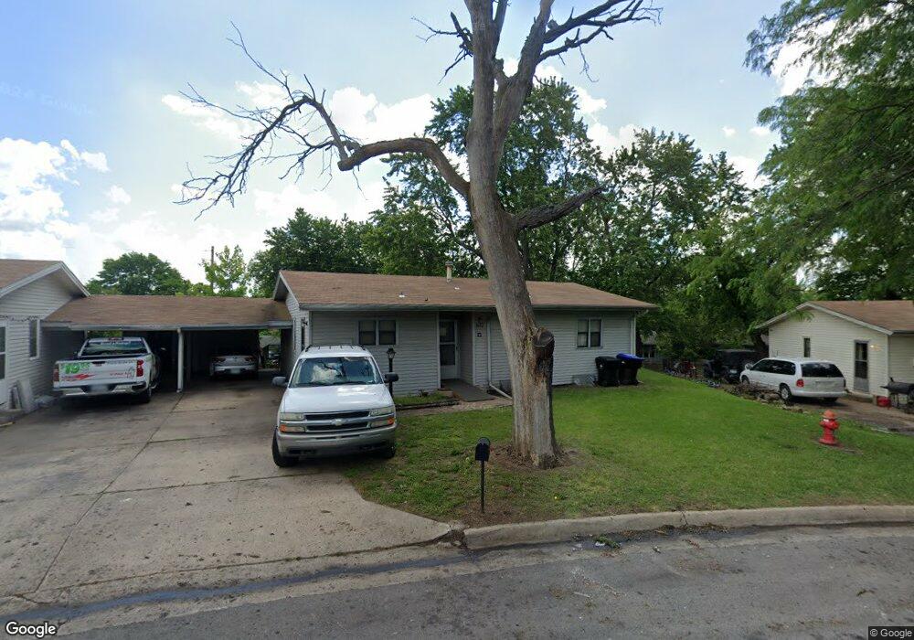 6602 SW Arborglade Ln, Topeka, KS 66619 - photo 1