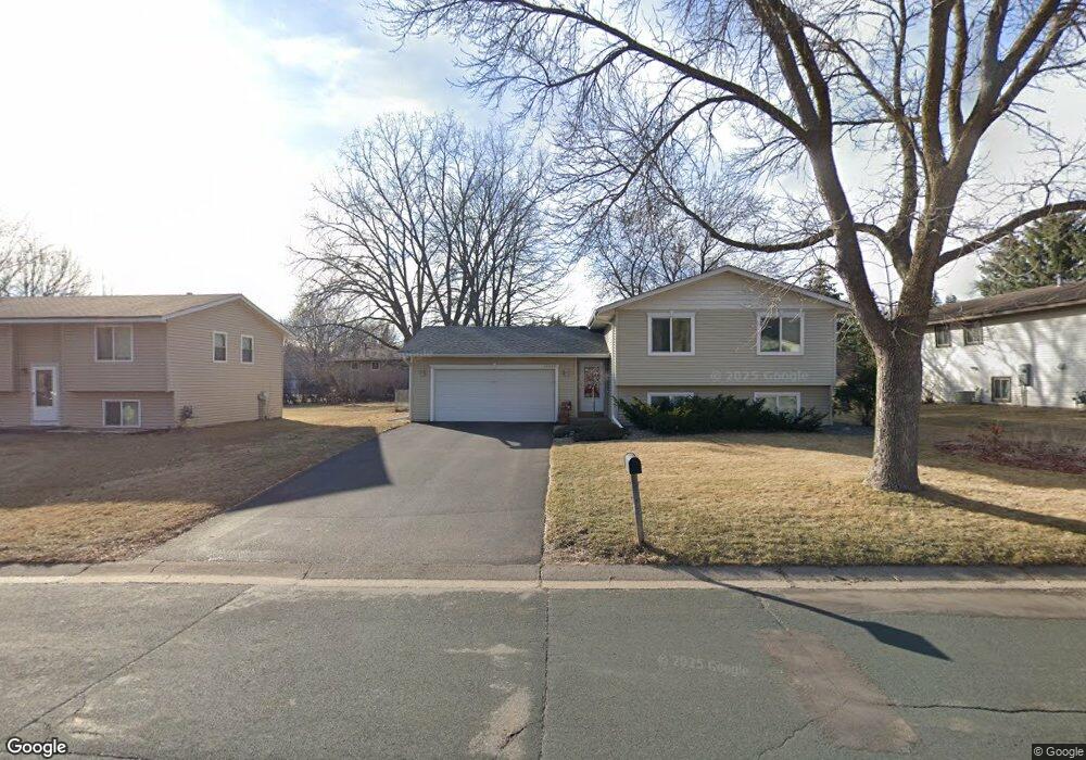 10059 Valley Forge Ln N, Maple Grove, MN 55369 - photo 1