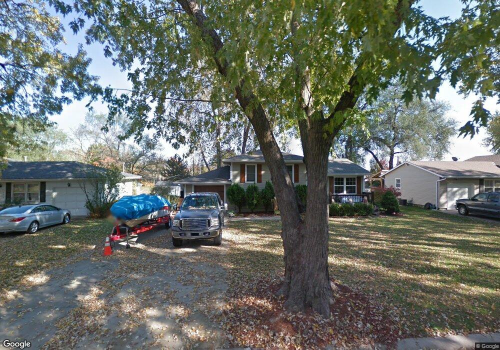 7415 Stearns St, Shawnee, KS 66203 - photo 1