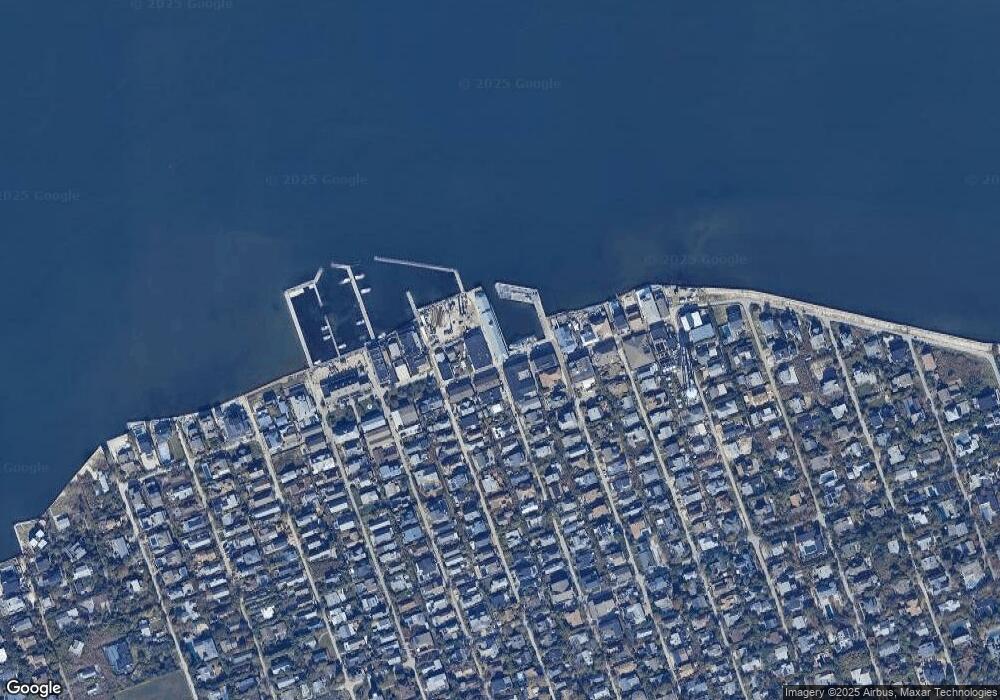 1 Bay Walk unit PRM, Ocean Beach, NY 11770 - photo 1