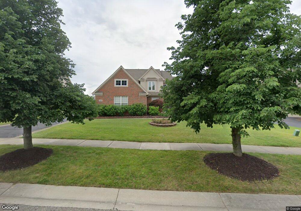7365 Maple Mill Ct, West Bloomfield, MI 48323 - photo 1