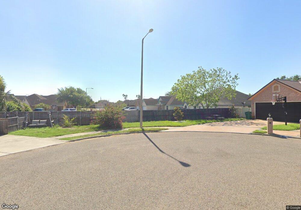 924 Lion Dr, Pharr, TX 78577 - photo 1