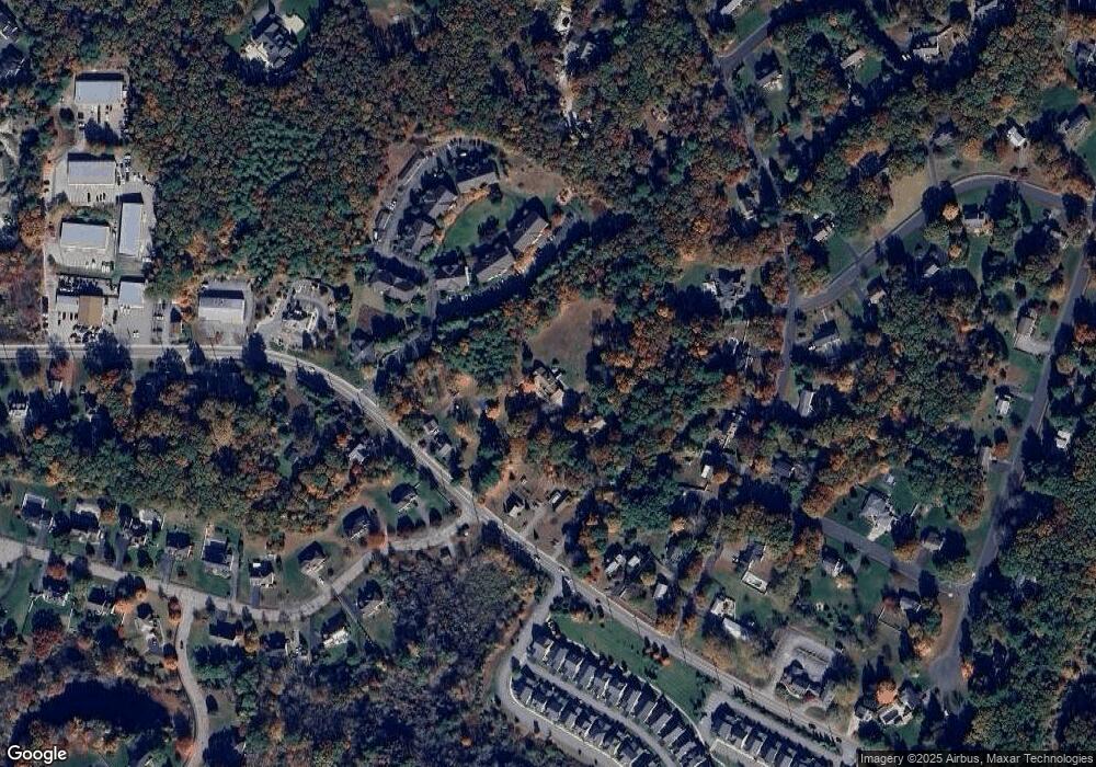 605 E Central St, Franklin, MA 02038 - photo 1