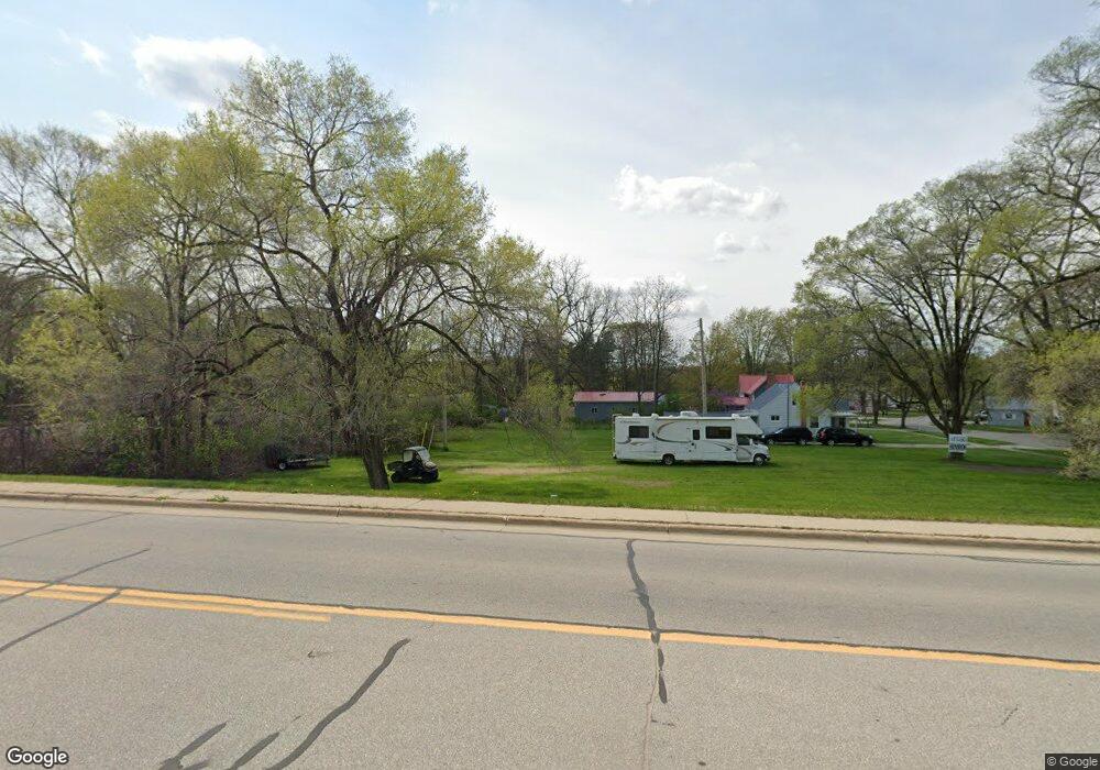 304 Goodrich St, Vassar, MI 48768 - photo 1