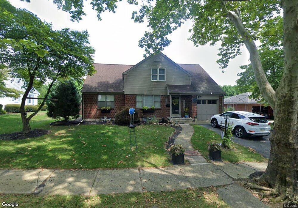 637 Elmhurst Ave, Bethlehem, PA 18017 - photo 1