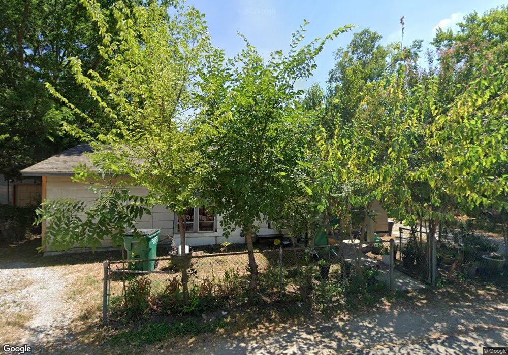 1006 Murphy St, Gainesville, TX 76240 - photo 1