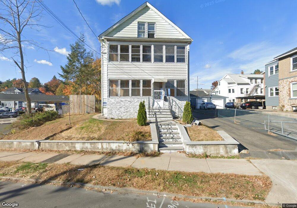 1512 Corbin Ave, New Britain, CT 06053 - photo 1