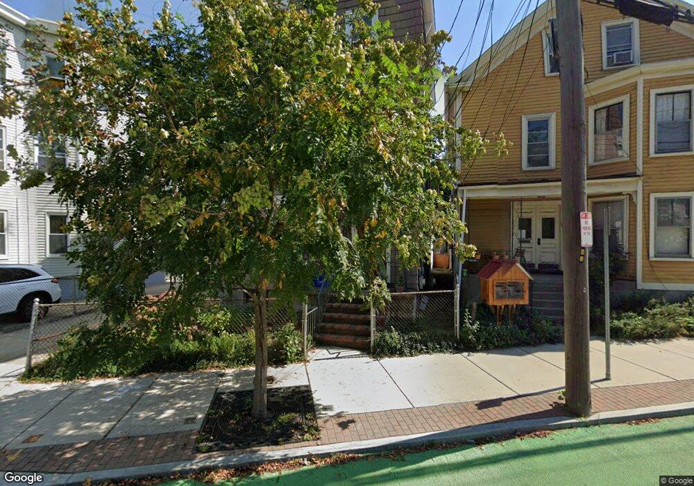 157 Beacon St, Somerville, MA 02143 - photo 1