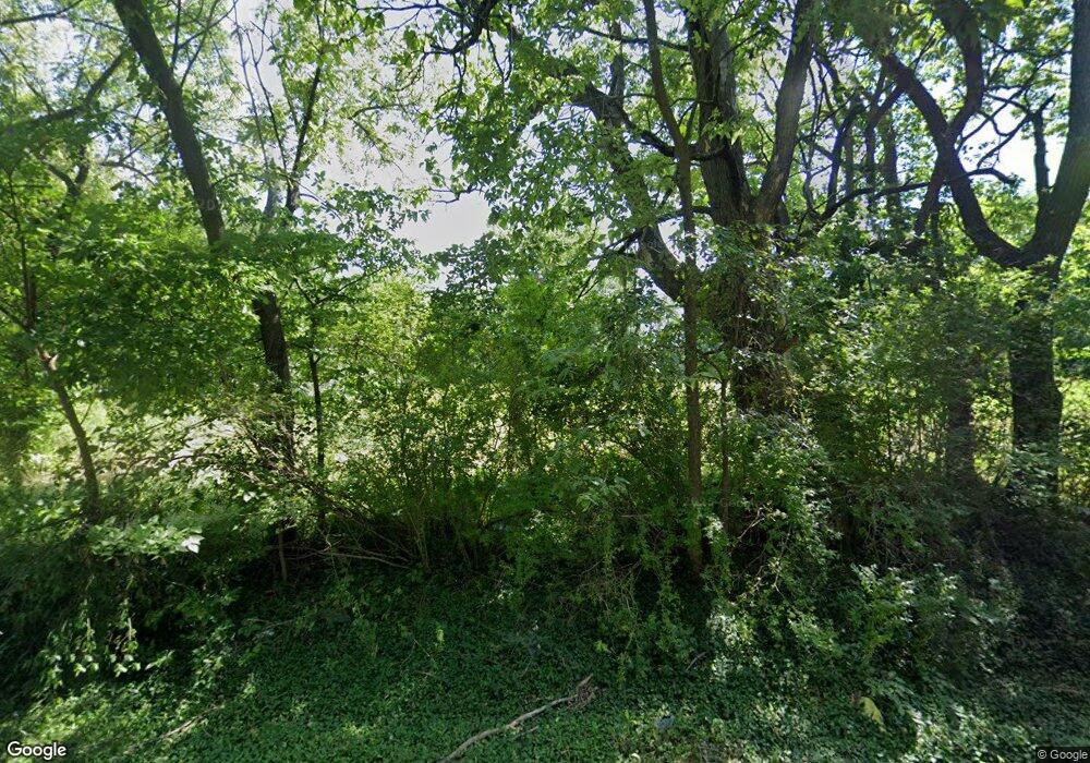 408 E Chellis St, Yates Center, KS 66783 - photo 1