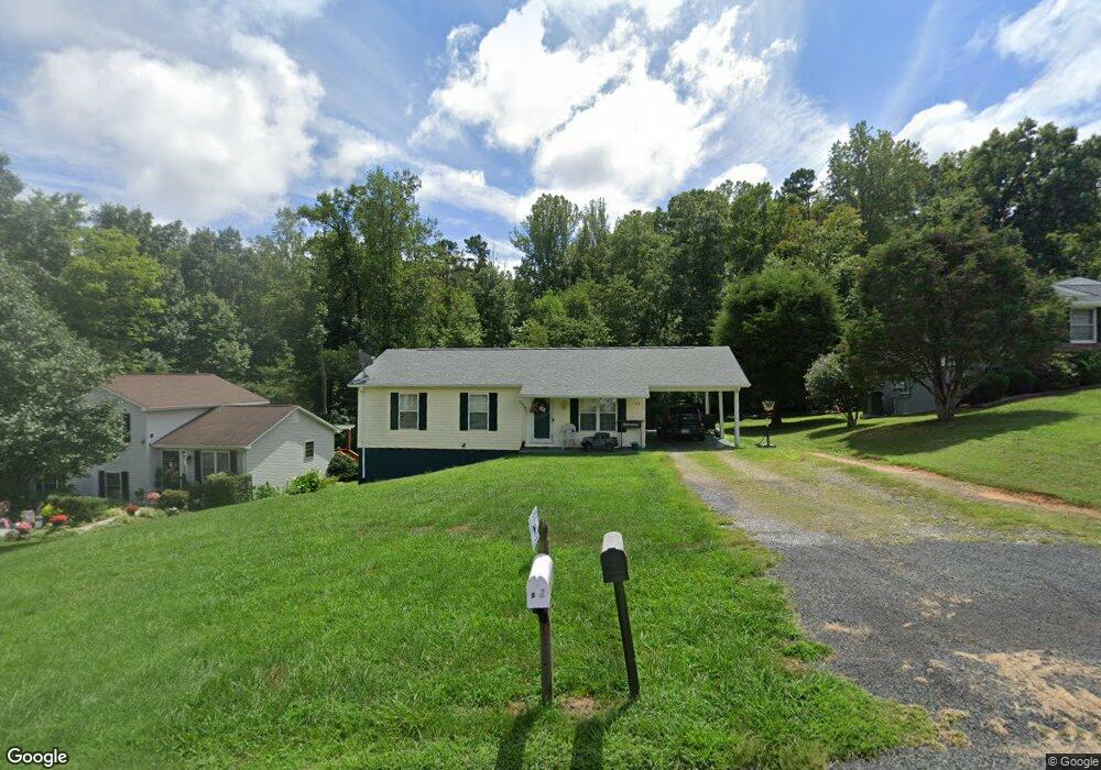 52 Wren Ct, Martinsville, VA 24112 - photo 1