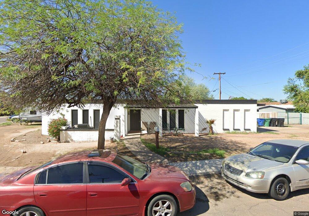 828 S Solomon, Mesa, AZ 85204 - photo 1