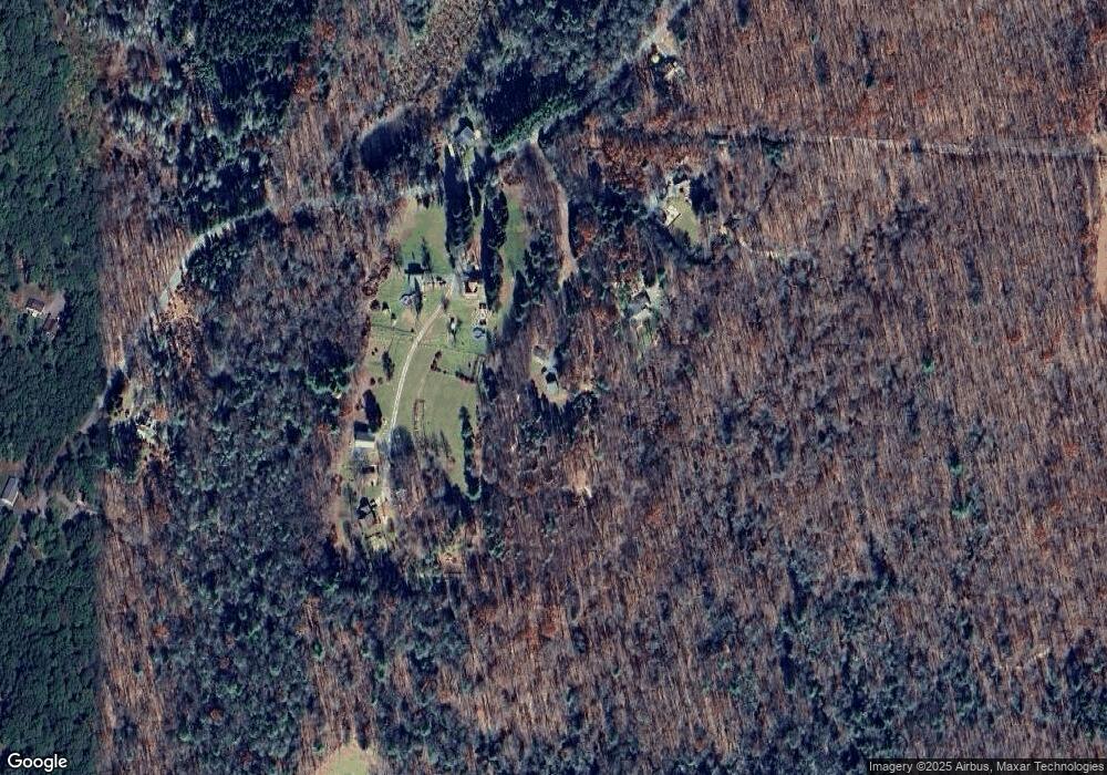 225 Lemon Ln, Canadensis, PA 18325 - photo 1