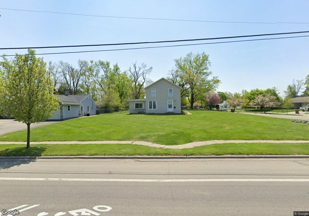 1051 W Maple Ave, Adrian, MI 49221 - photo 1