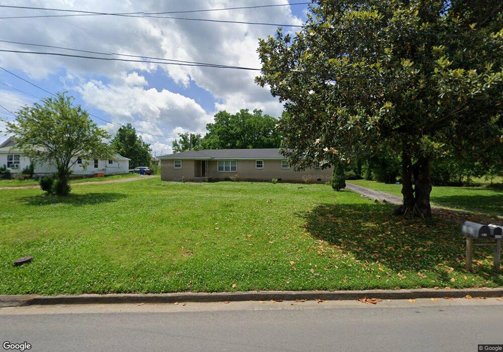 1043 Morton St, Shelbyville, TN 37160 - photo 1