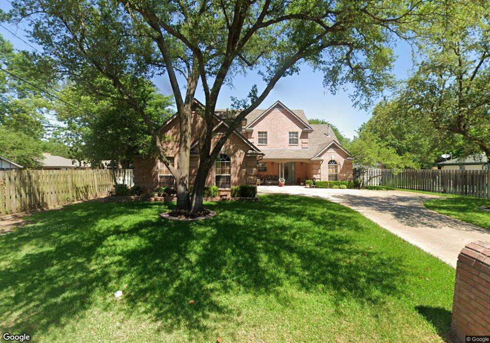 1304 Surry Place Dr, Cleburne, TX 76033 - photo 1