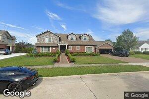 231 Woodcrest Dr, Dearborn, MI 48124