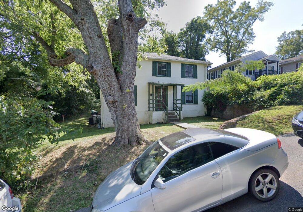 711 Elm St, Charlottesville, VA 22903 - photo 1