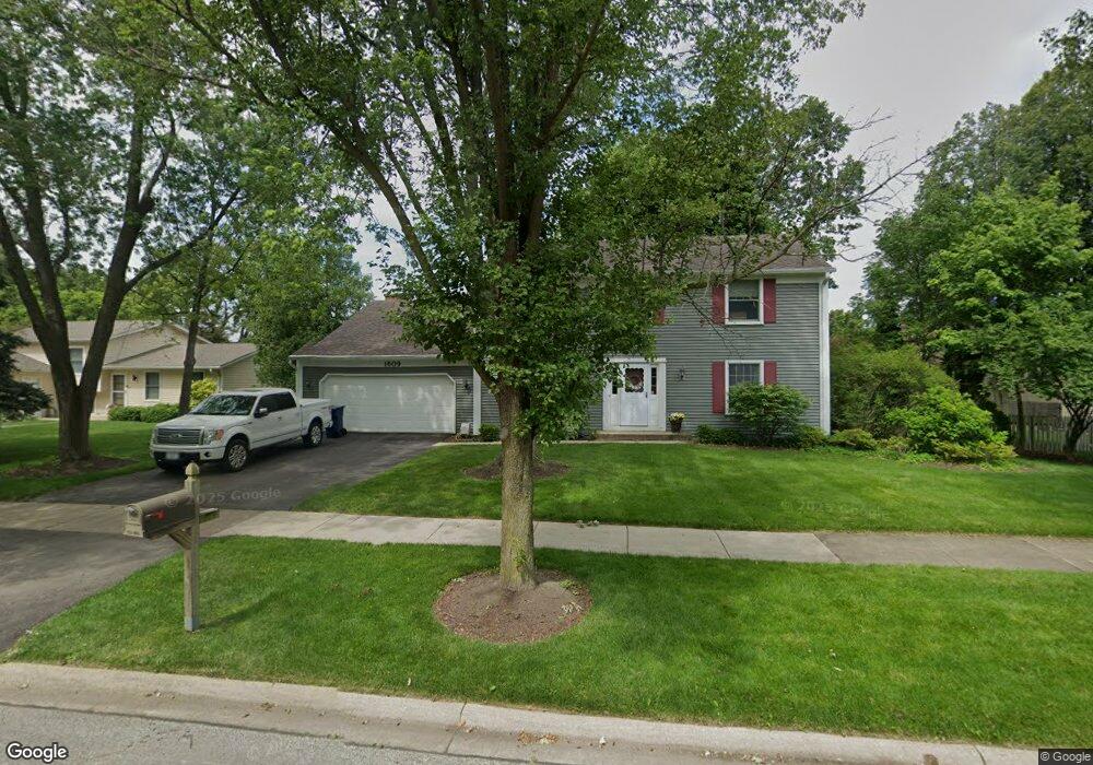 1609 Fairway Ln, Naperville, IL 60565 - photo 1