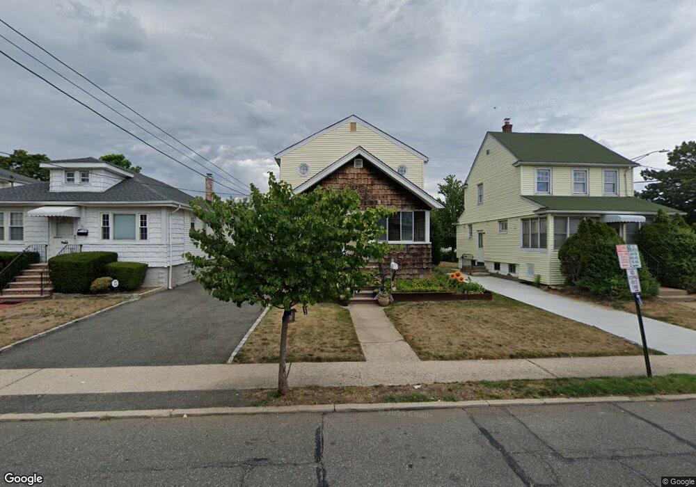 117 Lyon Place, Lynbrook, NY 11563 - photo 1