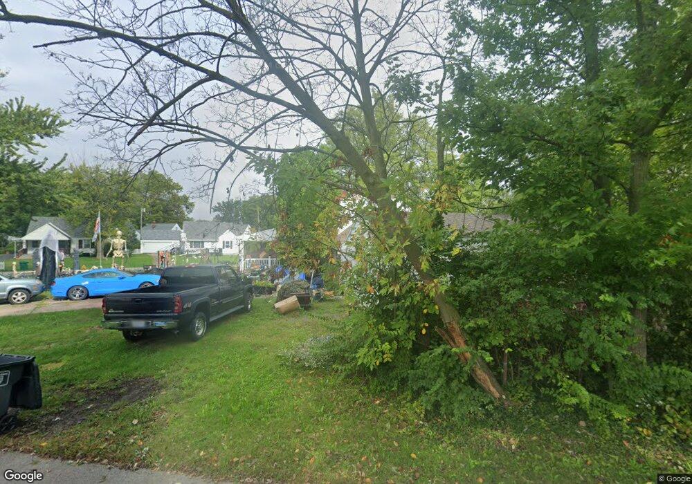 2044 Idlewild Dr, Lima, OH 45805 - photo 1