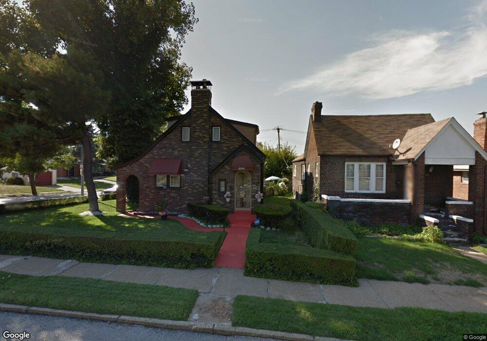 4101 Dryden Ave, Saint Louis, MO 63115 - photo 1