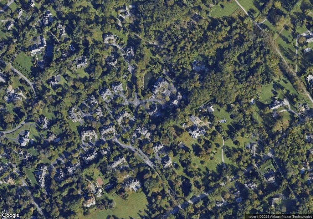 907 Exeter Crest unit 10, Villanova, PA 19085 - photo 1