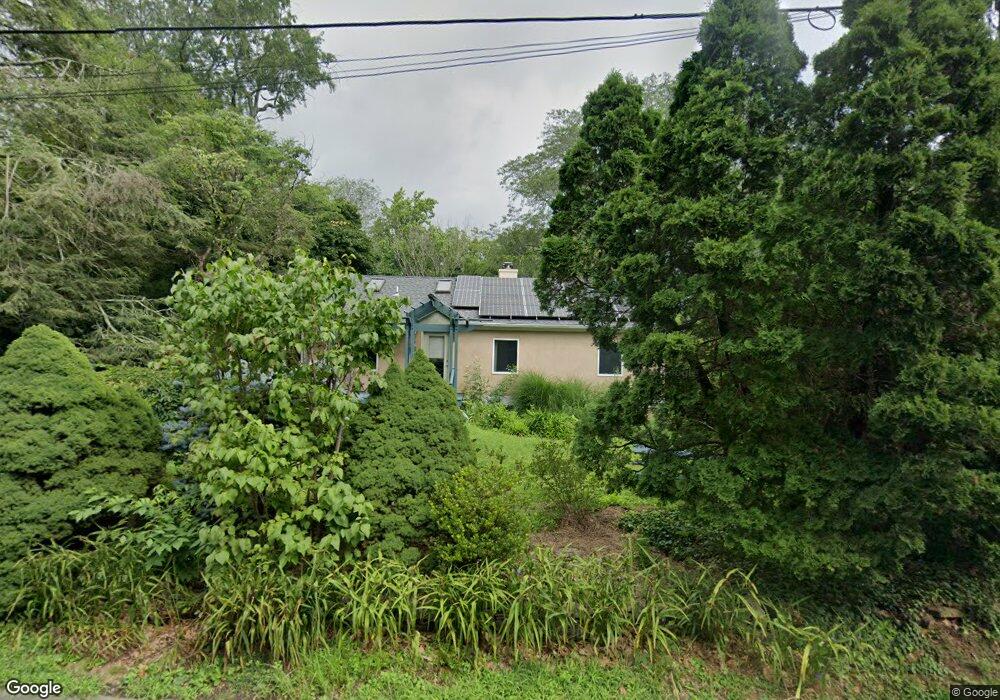 56 Wheatsheaf Ln, Princeton, NJ 08540 - photo 1