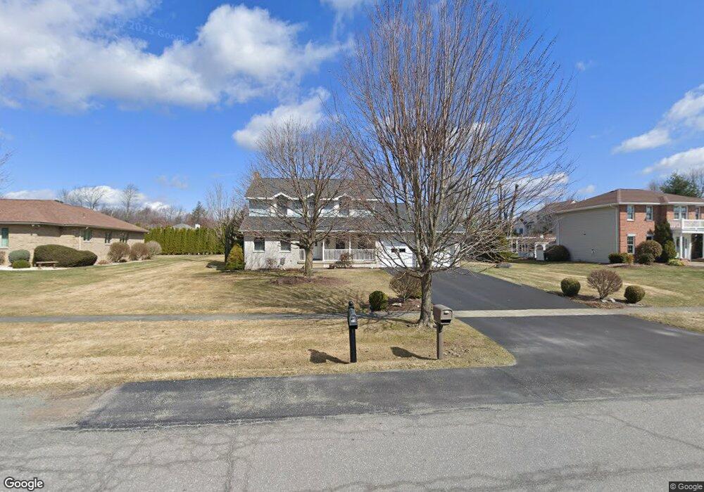 912 Greenfield Rd unit L83, Moscow, PA 18444 - photo 1