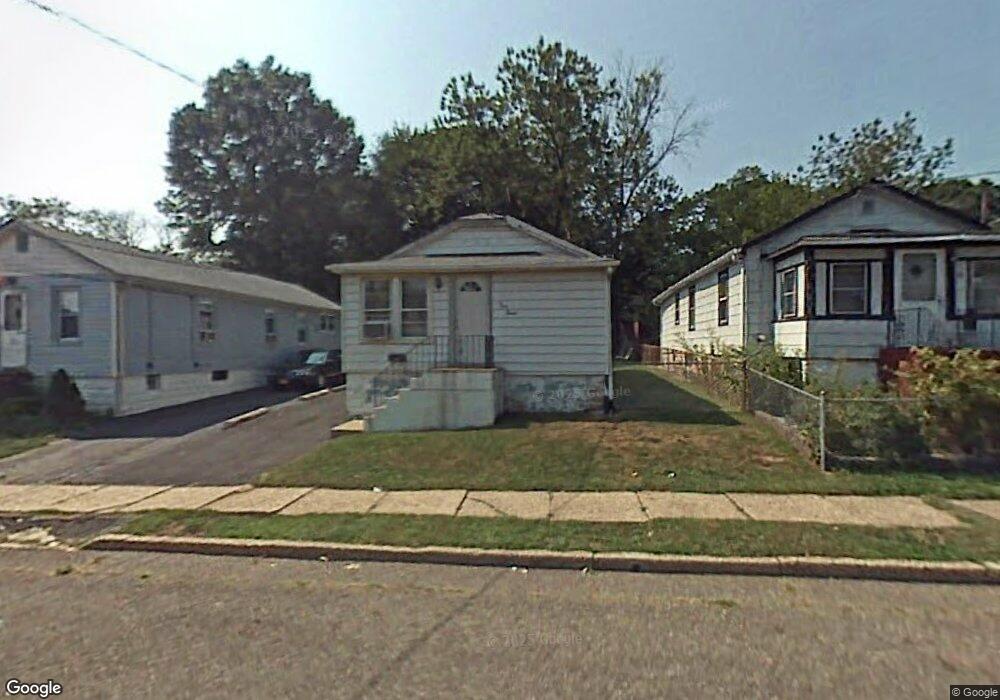 57 Hillcrest Ave, Iselin, NJ 08830 - photo 1