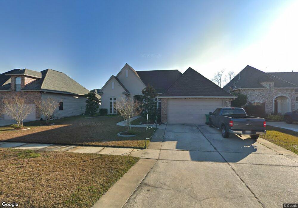 325 Brighton Ln, Slidell, LA 70458 - photo 1