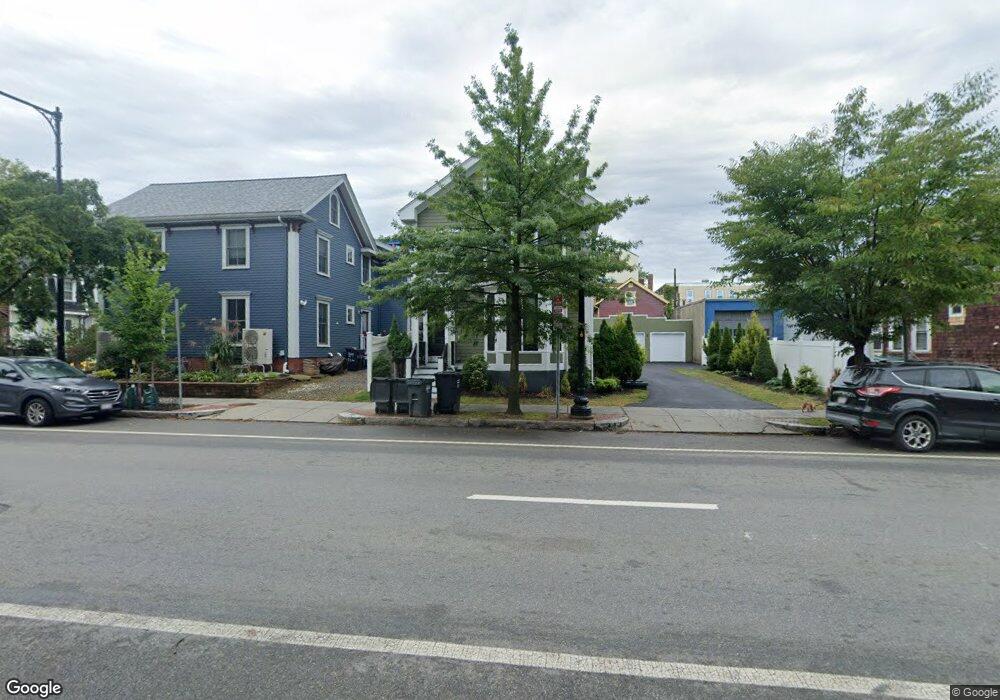 194 Western Ave unit 3, Cambridge, MA 02139 - photo 1