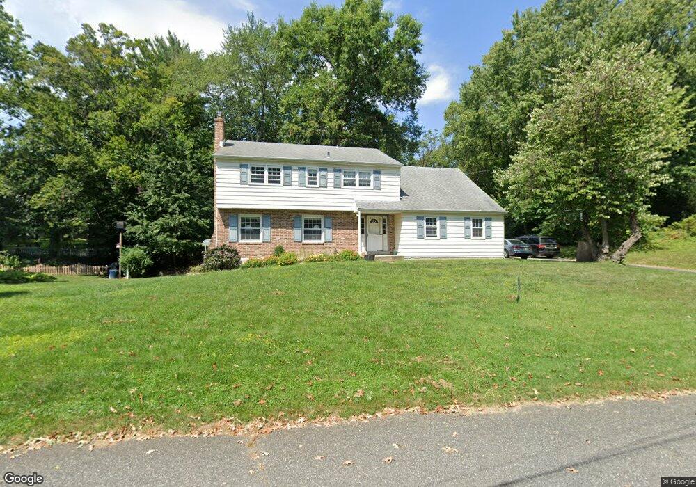 9 Berkshire Dr, Wallingford, PA 19086 - photo 1