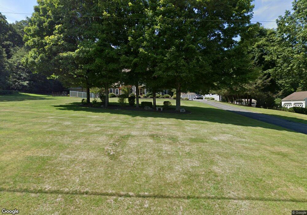 421 Buckhorn Dr, Belvidere, NJ 07823 - photo 1