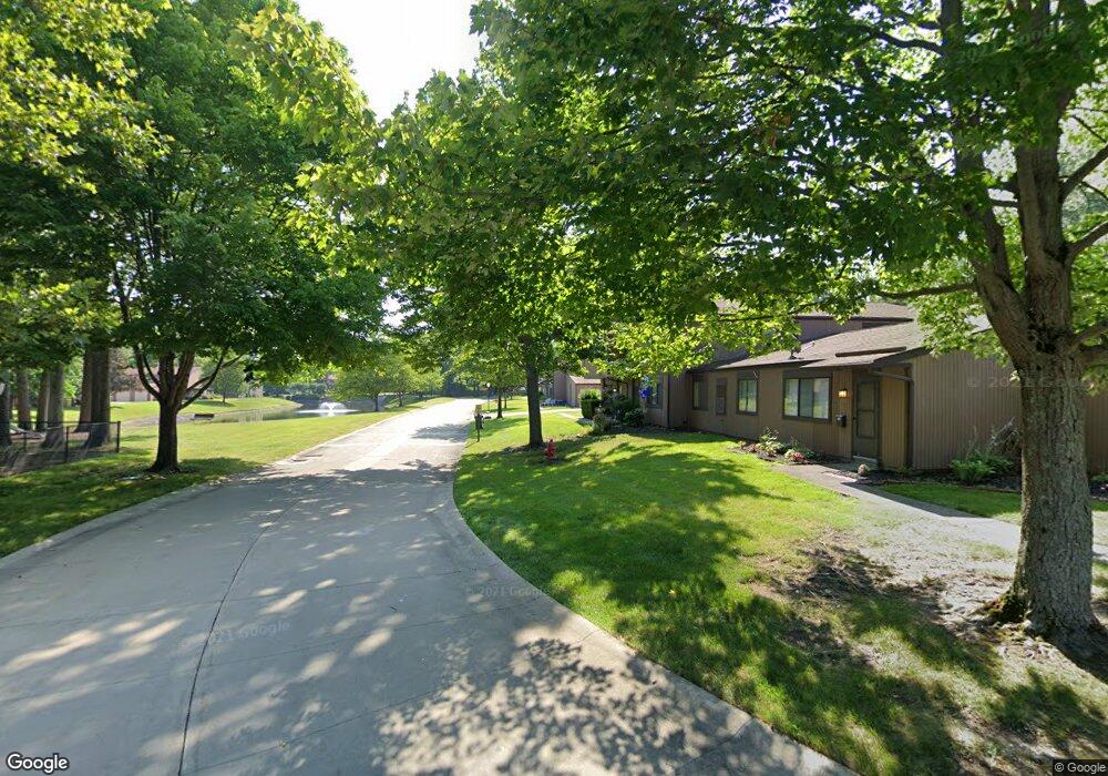 26641 Lake of the Falls Blvd, Olmsted Falls, OH 44138 - photo 1