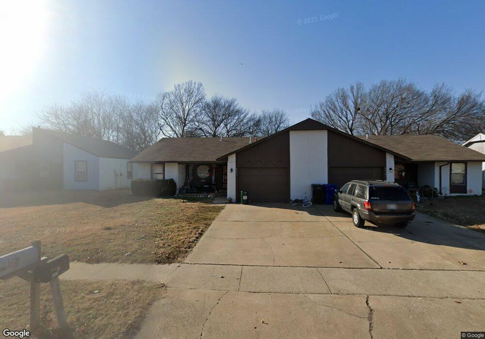4902 S Gum Ave, Broken Arrow, OK 74011 - photo 1