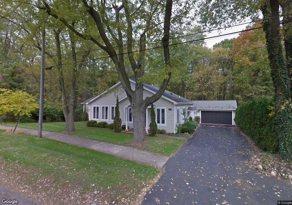 7428 Richardson Rd, West Bloomfield, MI 48323 - photo 1