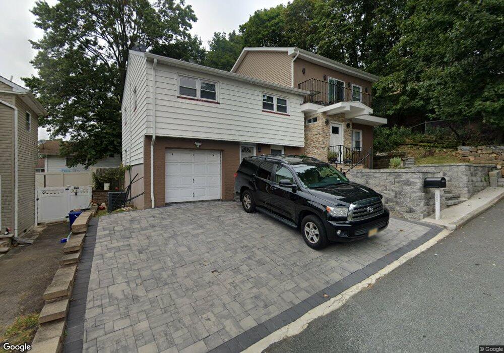 88 Whitaker Ave, Woodland Park, NJ 07424 - photo 1