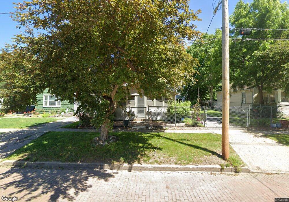 2524 Des Moines St, Des Moines, IA 50317 - photo 1