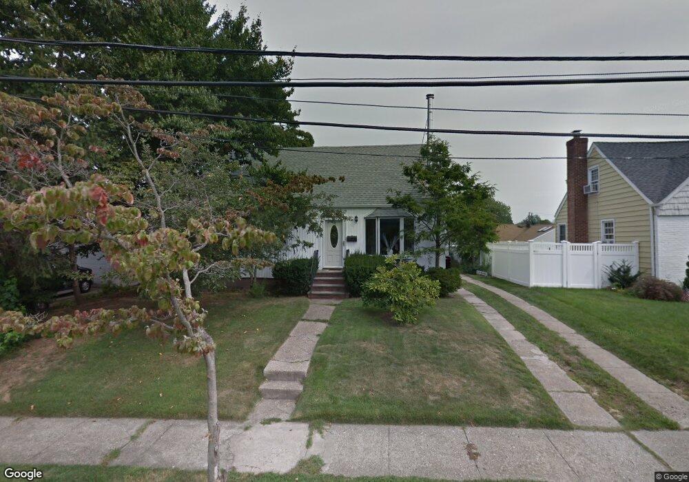 2773 Essex Ct, Oceanside, NY 11572 - photo 1