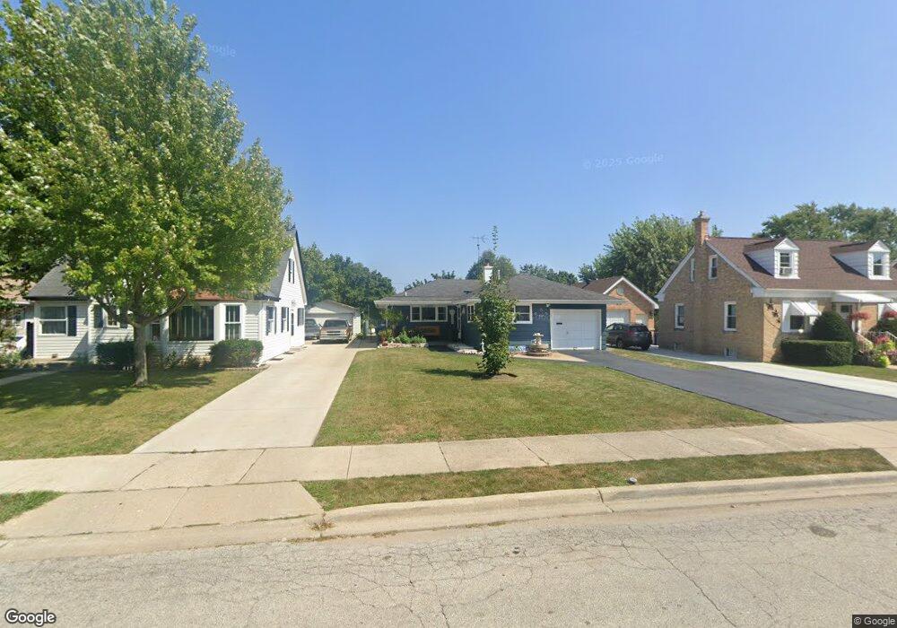 417 S Orchard Ave, Waukegan, IL 60085 - photo 1