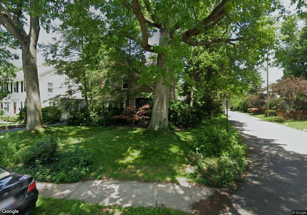 432 E Torrence Rd, Columbus, OH 43214 - photo 1